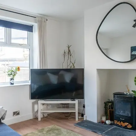 公寓 Elmwood - Business Stays, Relocation, Leisure - Central With Free Parking